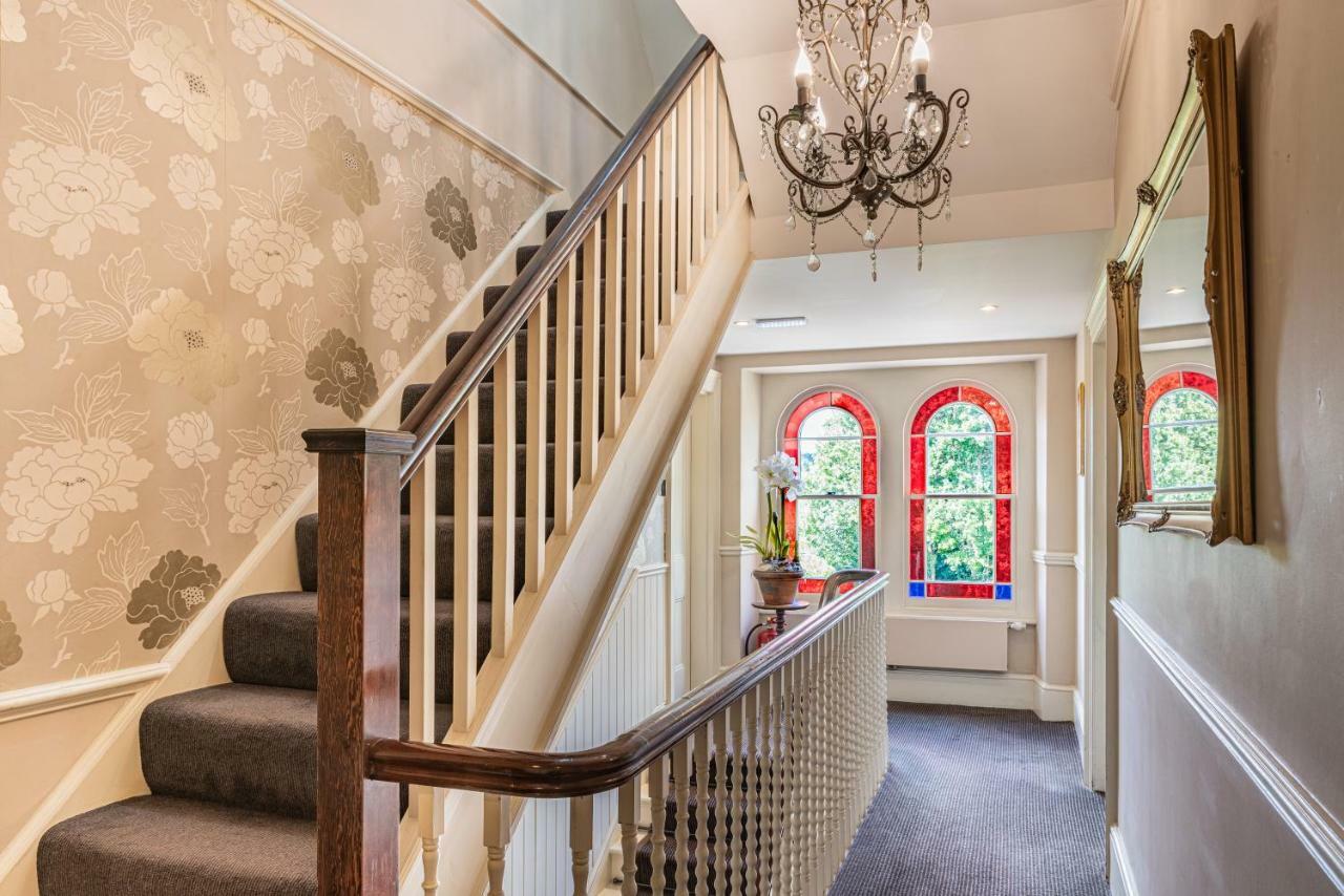 Lorne House 4*